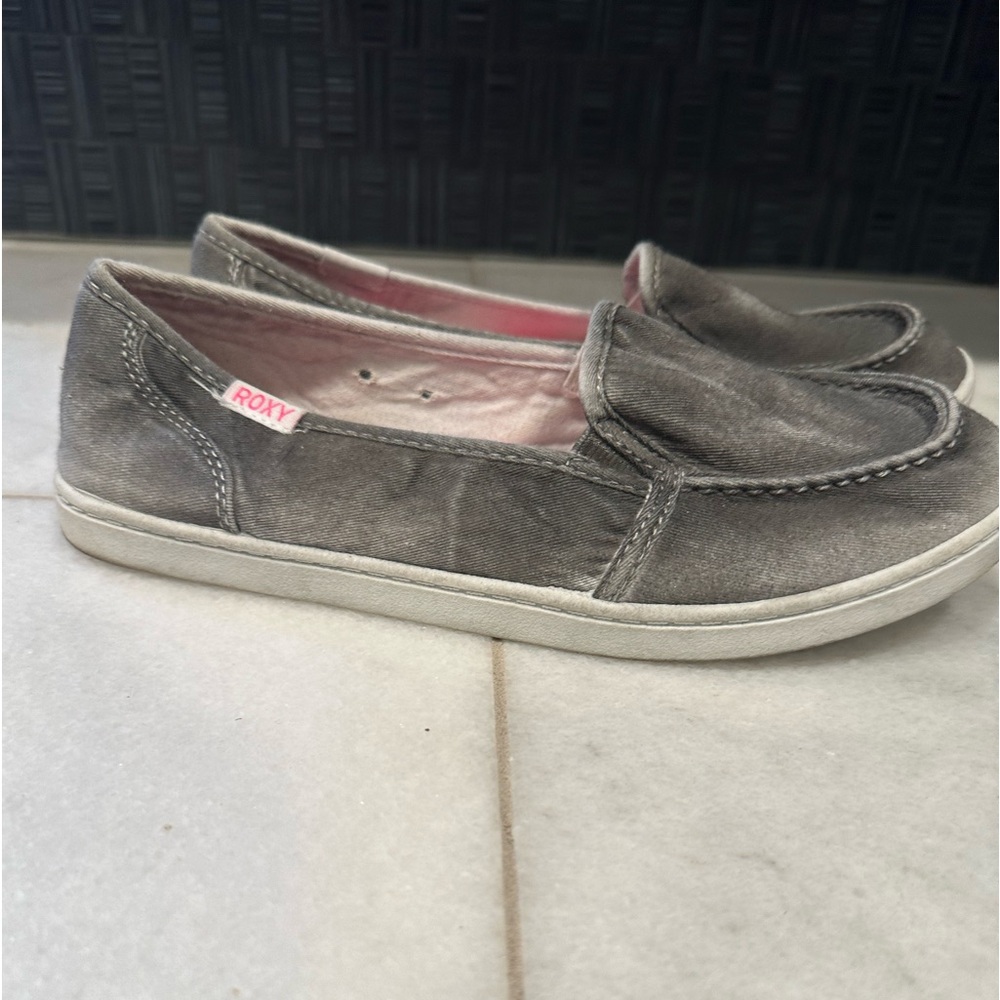 Roxy Shoe